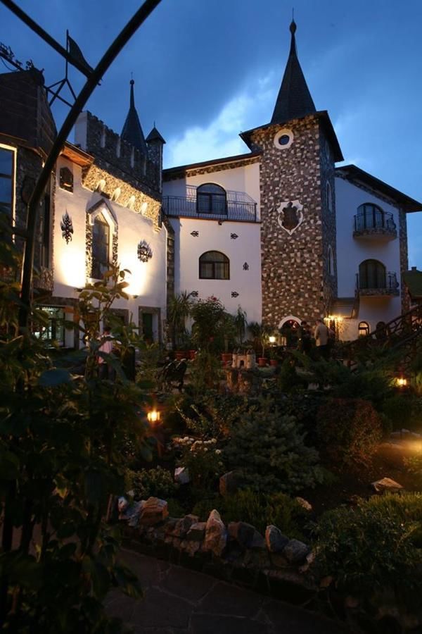 Отель Hunter Prince Castle & Dracula Hotel Турда-5