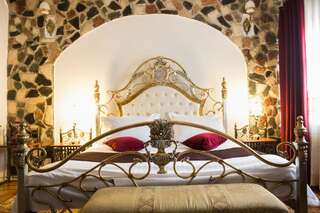 Отель Hunter Prince Castle & Dracula Hotel Турда Апартаменты с 1 спальней-6